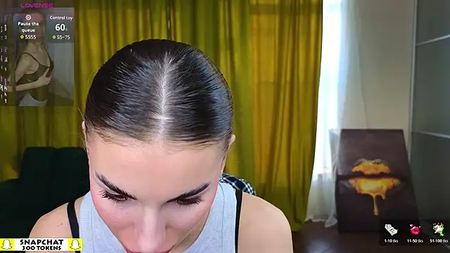 EmmyGreans online show from April 13, 5:35 am