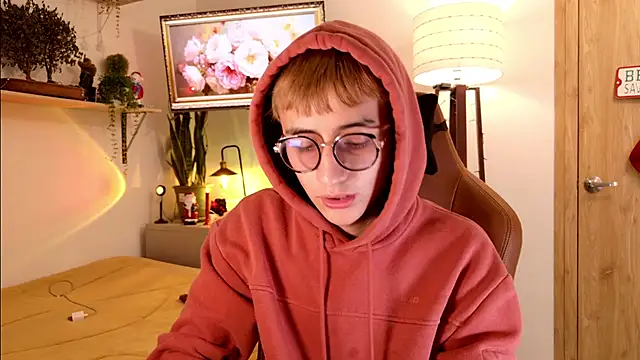 Mr evan1 online show from December 20, 4:14 pm