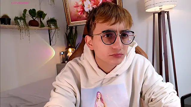 Mr evan1 online show from January 8, 4:20 pm