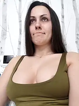 Snapshot of EvaReide chatting on February 23, 3:08 pm EvaReide online show from February 23, 3:08 pm