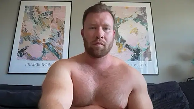 Snapshot of swekingxx chatting on June 22, 1:30 pm swekingxx online show from June 22, 1:30 pm