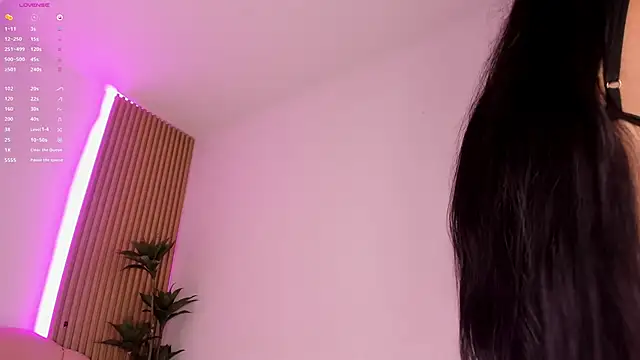 Snapshot of Mara_Betancurt chatting on April 24, 7:27 pm Mara Betancurt online show from April 24, 7:27 pm