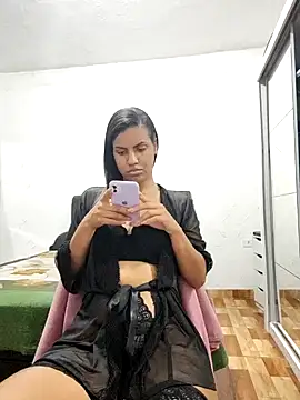 Bella Anjoss online show from December 15, 1:24 am