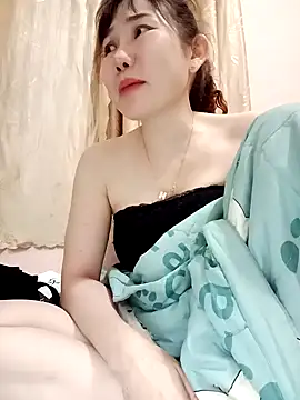 Snapshot of Ana_love2000 chatting on February 15, 2:22 pm Ana love2000 online show from February 15, 2:22 pm