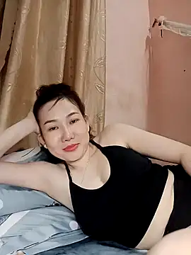 Snapshot of Ana_love2000 chatting on February 16, 12:10 pm Ana love2000 online show from February 16, 12:10 pm