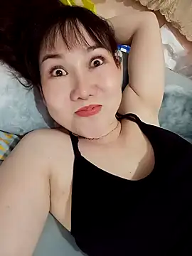 Snapshot of Ana_love2000 chatting on February 20, 4:03 pm Ana love2000 online show from February 20, 4:03 pm