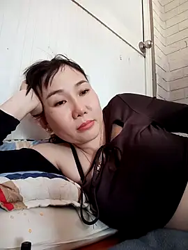 Snapshot of Ana_love2000 chatting on March 1, 5:42 am Ana love2000 online show from March 1, 5:42 am