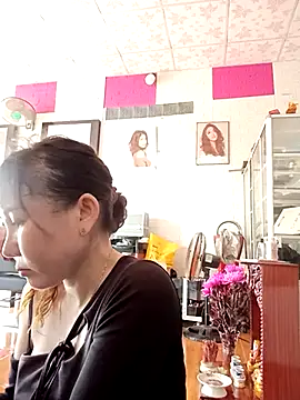 Snapshot of Ana_love2000 chatting on March 1, 8:45 am Ana love2000 online show from March 1, 8:45 am