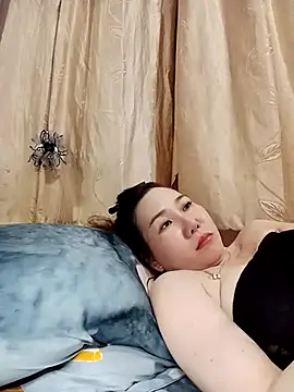 Snapshot of Ana_love2000 chatting on March 4, 2:21 pm Ana love2000 online show from March 4, 2:21 pm