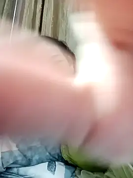 Snapshot of Ana_love2000 chatting on March 13, 4:34 pm Ana love2000 online show from March 13, 4:34 pm