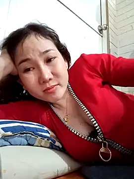 Snapshot of Ana_love2000 chatting on March 19, 10:55 am Ana love2000 online show from March 19, 10:55 am