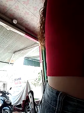 Snapshot of Ana_love2000 chatting on March 23, 5:00 am Ana love2000 online show from March 23, 5:00 am