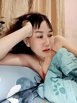 Snapshot of Ana_love2000 chatting on September 10, 1:55 pm Ana love2000 online show from September 10, 1:55 pm