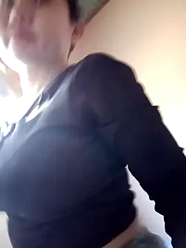 Snapshot of Ana_love2000 chatting on September 15, 4:34 am Ana love2000 online show from September 15, 4:34 am