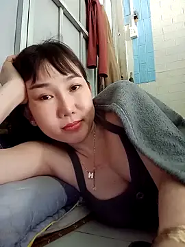 Snapshot of Ana_love2000 chatting on October 9, 2:42 am Ana love2000 online show from October 9, 2:42 am