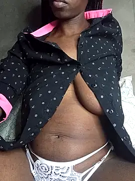 lachilena027 online show from October 23, 4:45 am