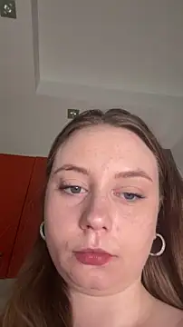 Snapshot of chloetarducci chatting on May 24, 6:02 pm chloetarducci online show from May 24, 6:02 pm