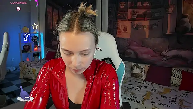 TiffanyBatson online show from January 12, 12:55 pm