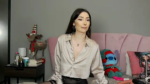 Mayleen x online show from December 4, 11:35 pm