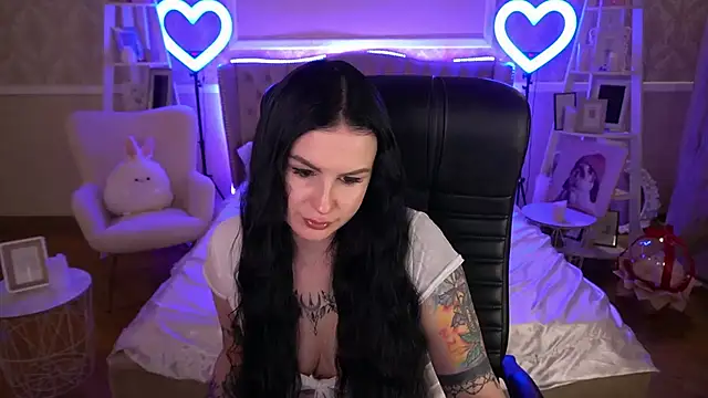 AmberDismond online show from March 18, 4:59 pm