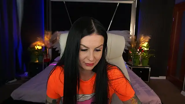 AmberDismond online show from May 13, 5:49 am
