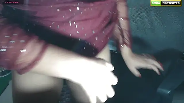 Snapshot of Annu-Darling chatting on January 15, 10:27 am Annu-Darling online show from January 15, 10:27 am