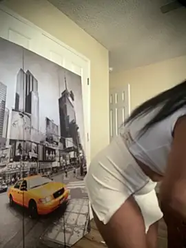 Snapshot of KiDaBrat chatting on April 4, 5:10 pm KiDaBrat online show from April 4, 5:10 pm