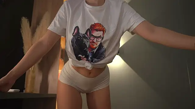 -Snowwwy- online show from March 17, 2:12 pm