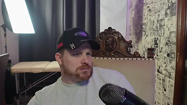 Snapshot of Be_N84 chatting on January 21, 11:02 pm Be N84 online show from January 21, 11:02 pm