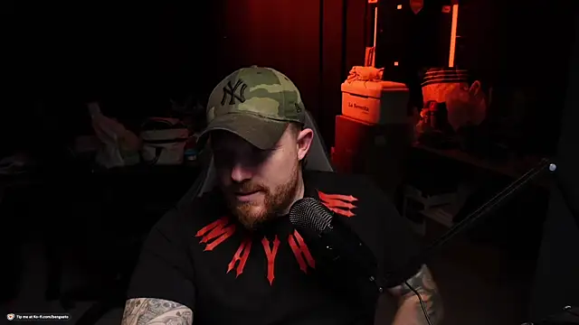 Snapshot of Be_N84 chatting on November 12, 7:35 pm Be N84 online show from November 12, 7:35 pm