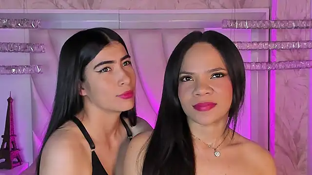 Snapshot of siara_and_zoe chatting on May 11, 10:51 pm siara and zoe online show from May 11, 10:51 pm