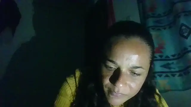 Snapshot of GiveLove1 chatting on December 28, 3:26 am GiveLove1 online show from December 28, 3:26 am