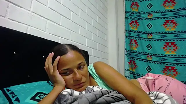 Snapshot of GiveLove1 chatting on March 3, 2:47 am GiveLove1 online show from March 3, 2:47 am