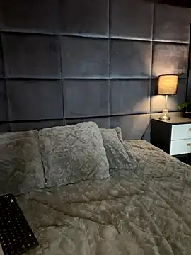 CHERRYY BOMB  online show from November 15, 3:08 pm