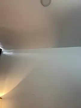 CHERRYY BOMB  online show from April 4, 3:20 pm