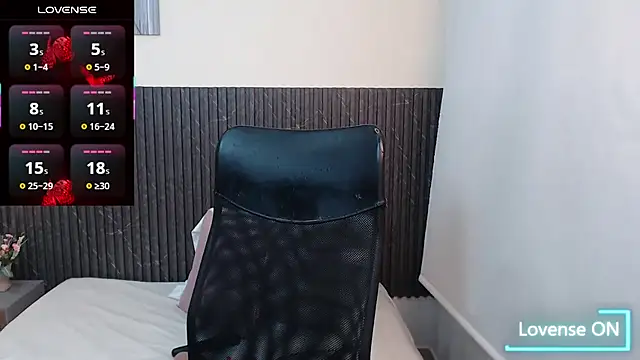 chanel brunette online show from November 25, 7:25 pm