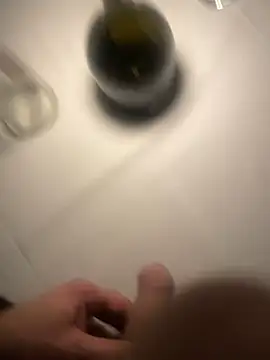 Snapshot of Edosxxl chatting on January 10, 2:04 am Edosxxl online show from January 10, 2:04 am