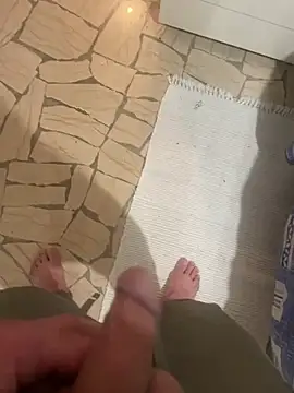 Edosxxl online show from April 21, 9:17 pm