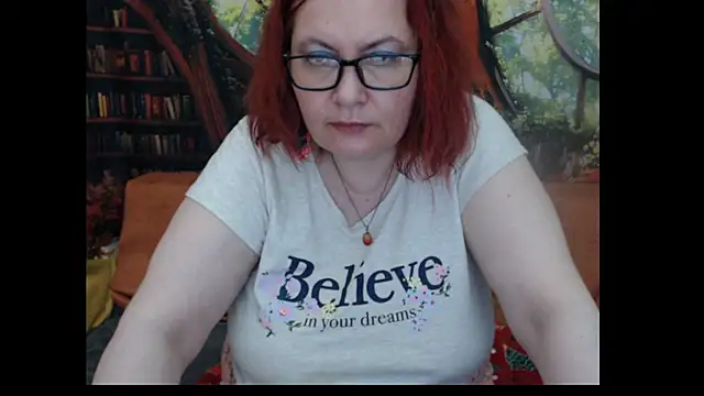 Snapshot of PlayfullMature chatting on July 13, 8:55 pm PlayfullMature online show from July 13, 8:55 pm