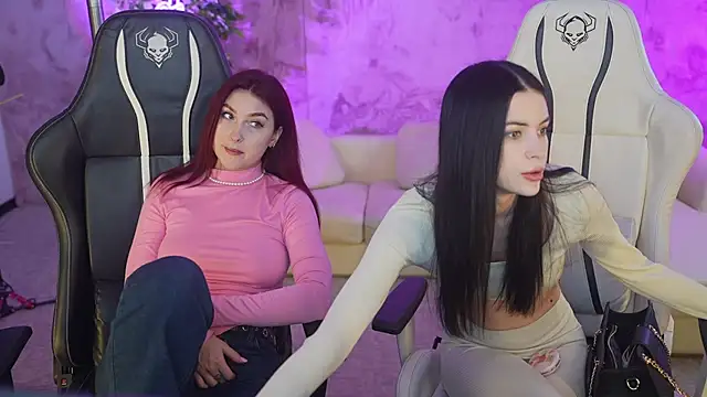 Tina Breeze online show from February 28, 7:58 am