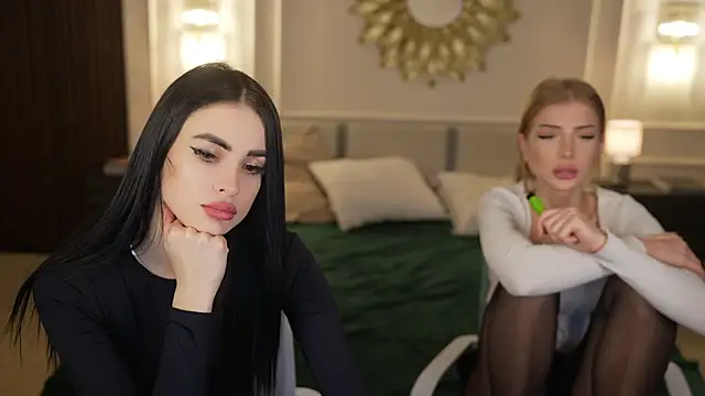 Tina Breeze online show from February 24, 8:45 am