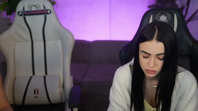 Tina Breeze online show from March 18, 8:28 am