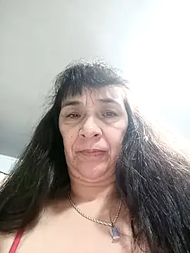 Snapshot of biancchi chatting on April 23, 3:25 pm biancchi online show from April 23, 3:25 pm