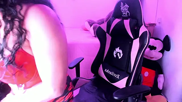 rayza mature 154 online show from February 6, 3:04 pm