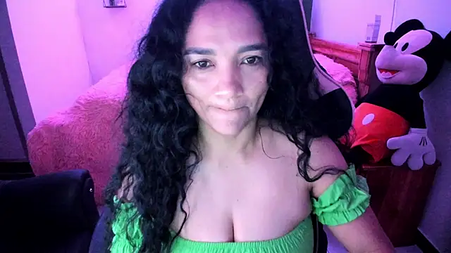 rayza mature 154 online show from April 5, 4:26 pm