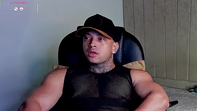 Stiven collins online show from April 26, 4:32 am