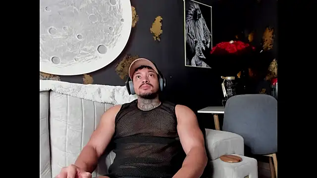 Stiven collins online show from August 3, 5:17 am