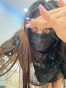 Snapshot of Monalisadon018 chatting on December 25, 7:13 pm Monalisadon018 online show from December 25, 7:13 pm