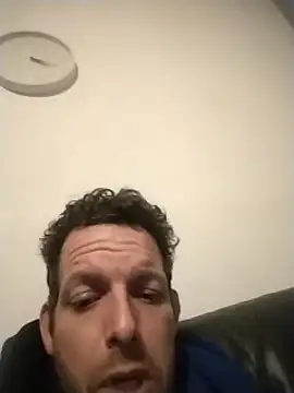 Knuffelstaaf123 online show from February 10, 10:30 pm