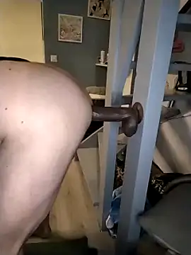 Knuffelstaaf123 online show from February 25, 12:25 am